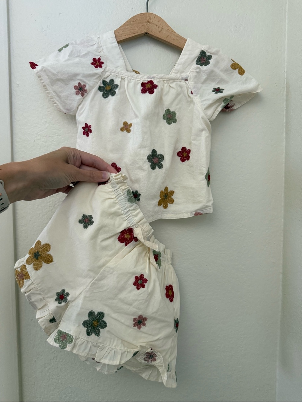 ZARA Girls 2 Years 2pc Cotton Ivory Floral Embroidered Top & Shorts Set NWOT